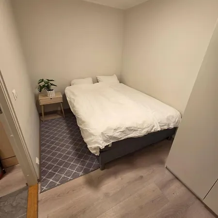- Free Parking - Outside Area - Private - Close To Nature - Self Check In Апартаменты
