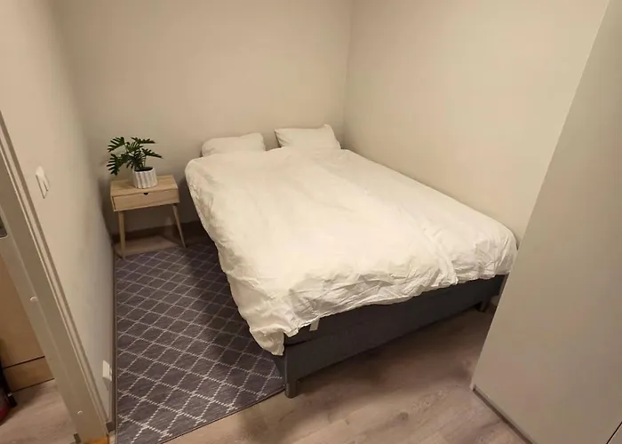 - Free Parking - Outside Area - Private - Close To Nature - Self Check In Апартаменты